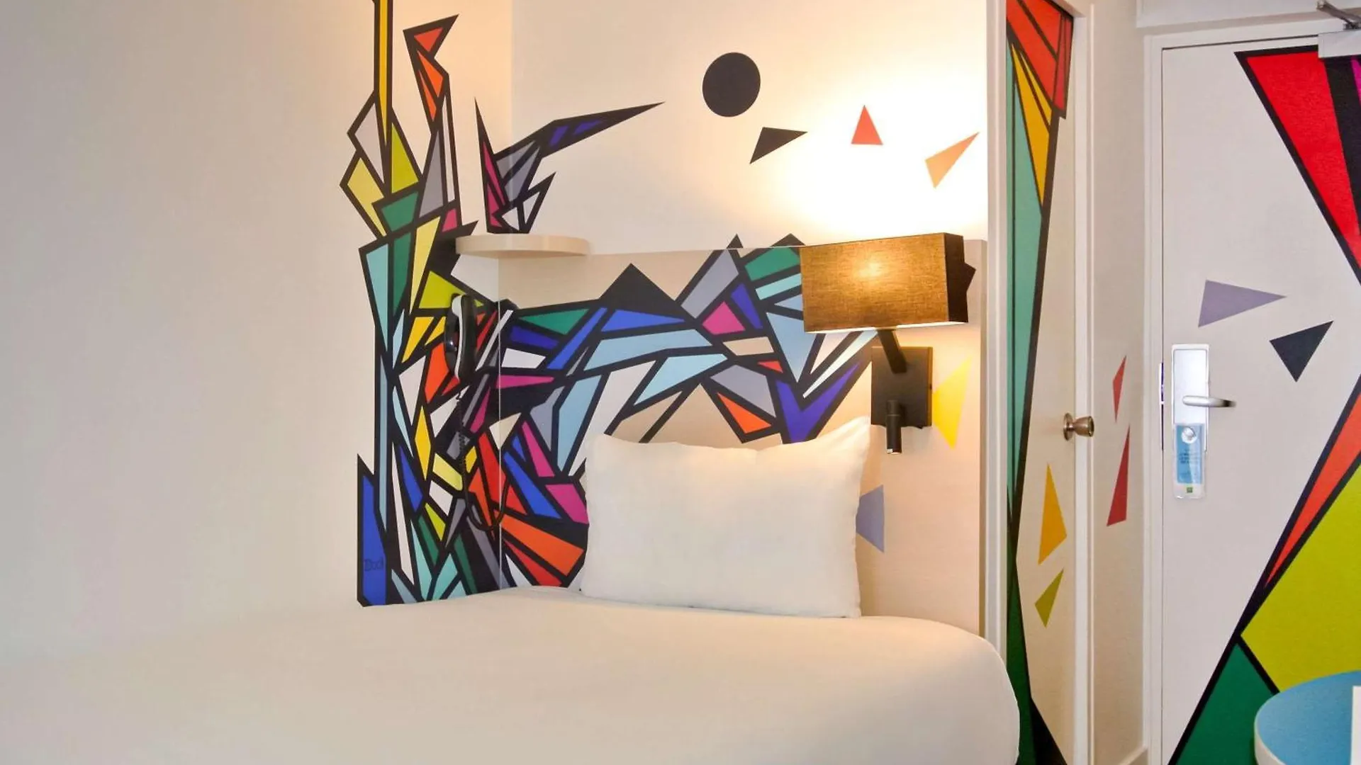 Ibis Styles Maine Montparnasse Hotel